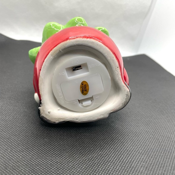 Merry Makers 8" Light-Up Ceramic Gnome Christmas Tree Multi Color Lights NIB - Picture 4 of 8